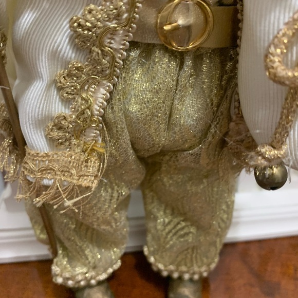 12” Father Christmas Gorgeous in Gold/White - Picture 12 of 13